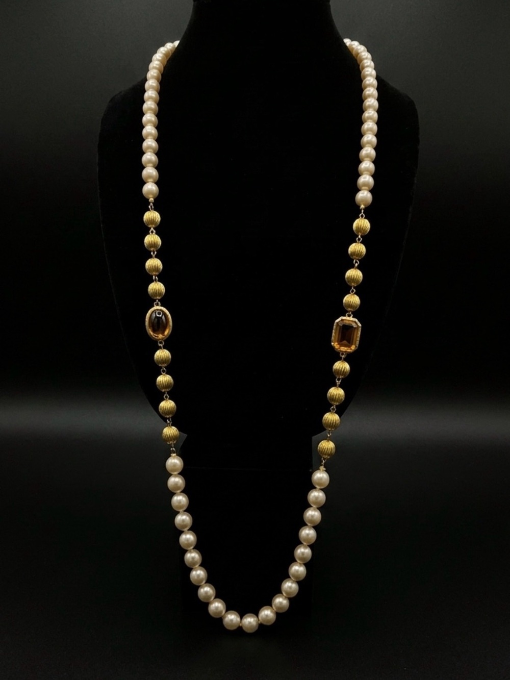 #286 Joan Rivers Gold-tone, Pearl & Amber Stones Necklace